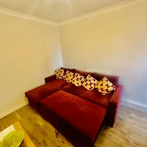 Apartamento 3 Bed Sky Se15 Peckham, Londres